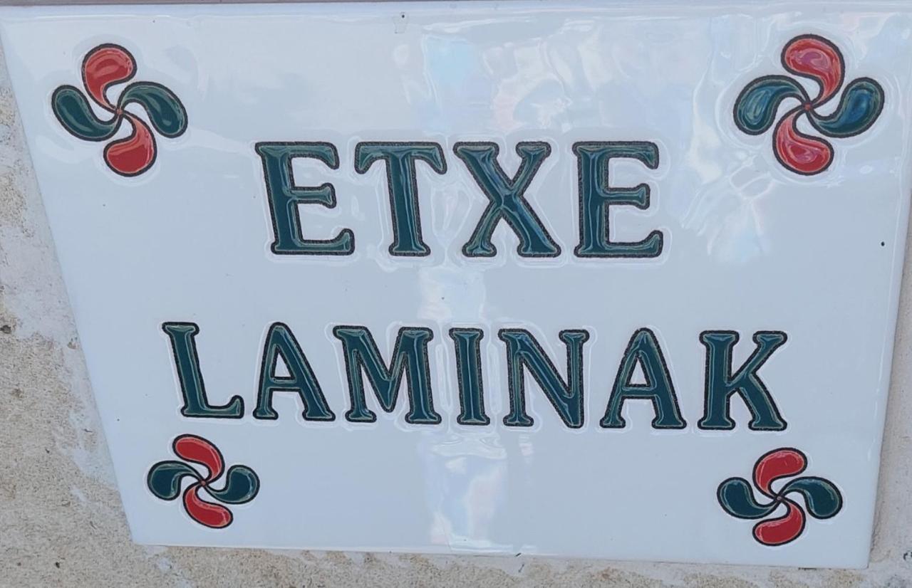 Bed and Breakfast Etxe Laminak Sisteron Esterno foto