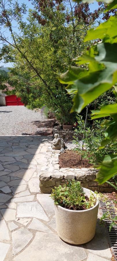 Bed and Breakfast Etxe Laminak Sisteron Esterno foto
