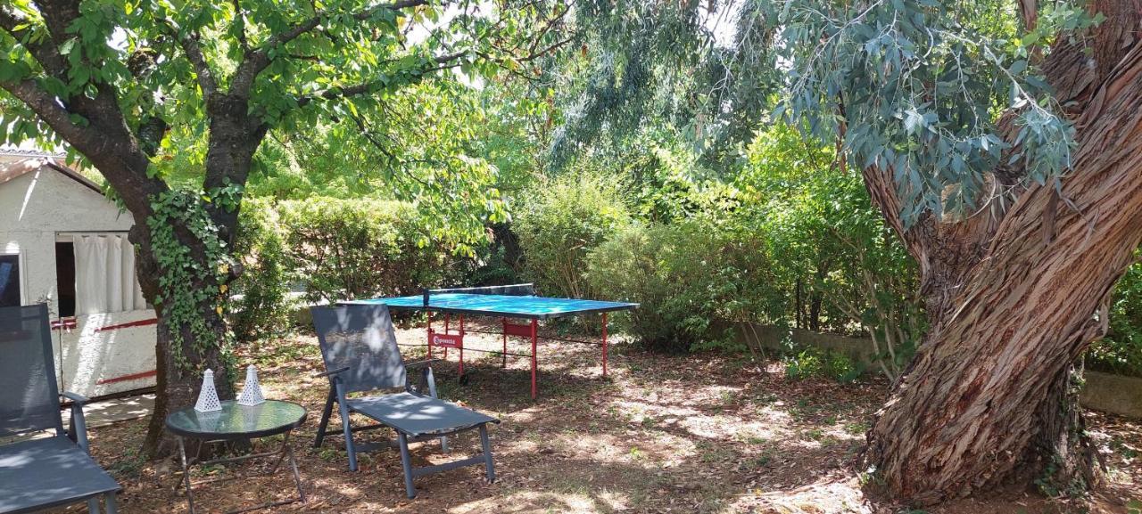 Bed and Breakfast Etxe Laminak Sisteron Esterno foto