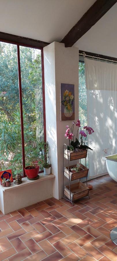 Bed and Breakfast Etxe Laminak Sisteron Esterno foto